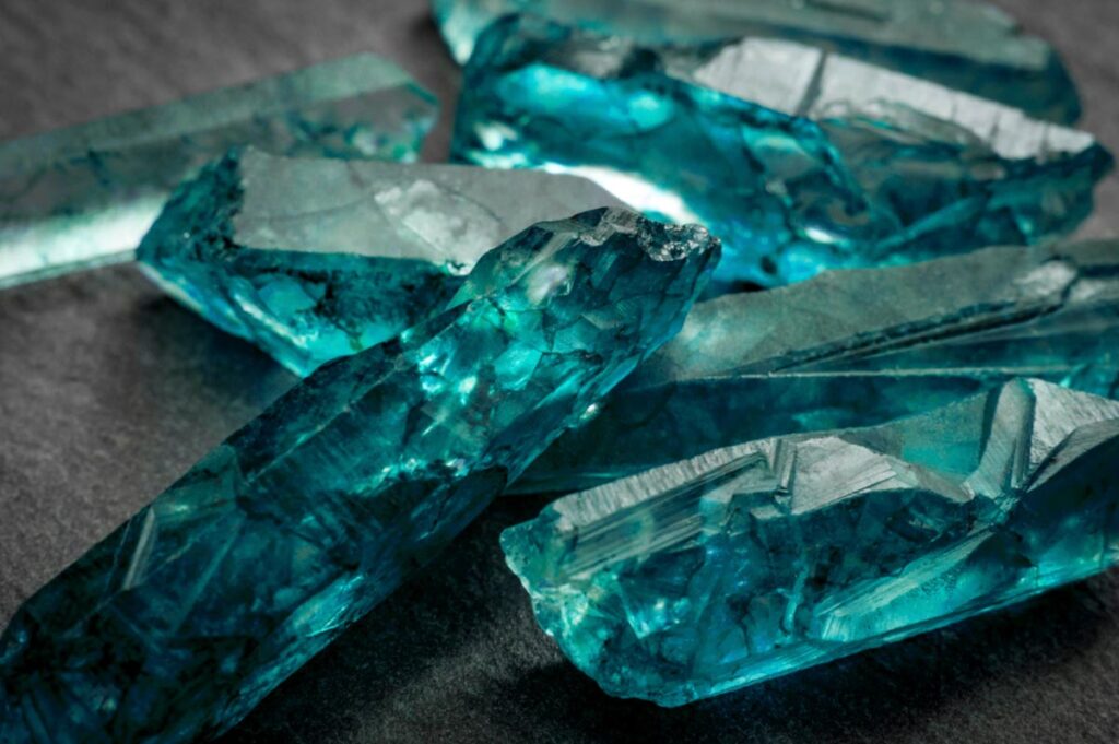 aquamarine blue crystal for healing