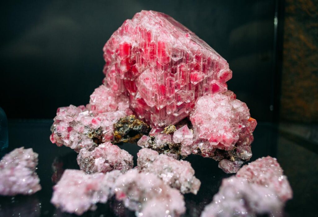 pink calcite help with emotional healing