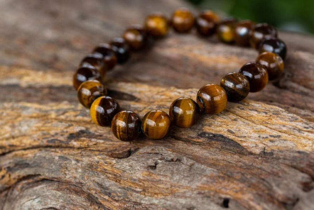 tigers eye crystal for strength
